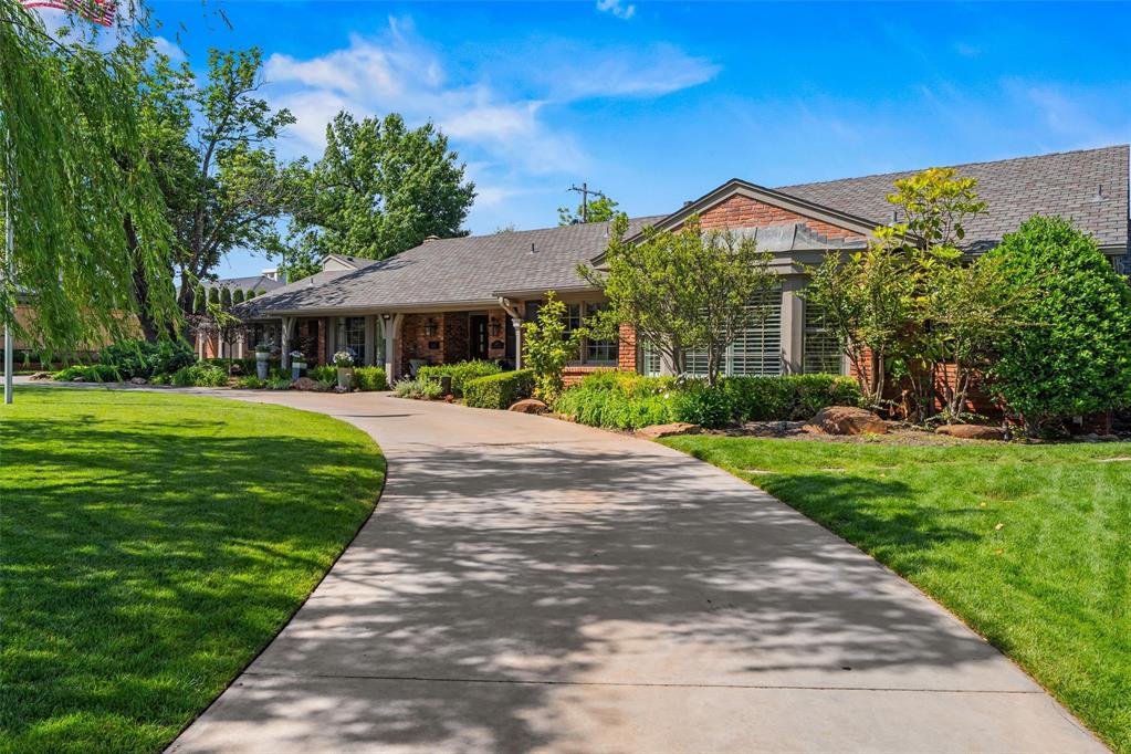 1603 Dorchester Drive
