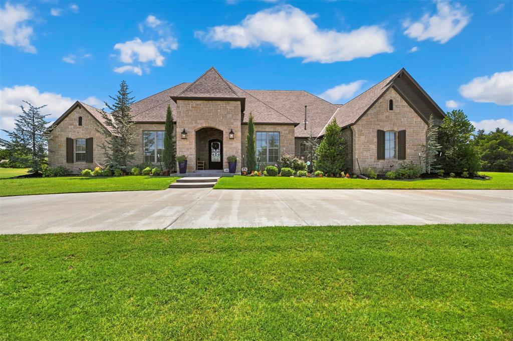 1116 Abberly Circle