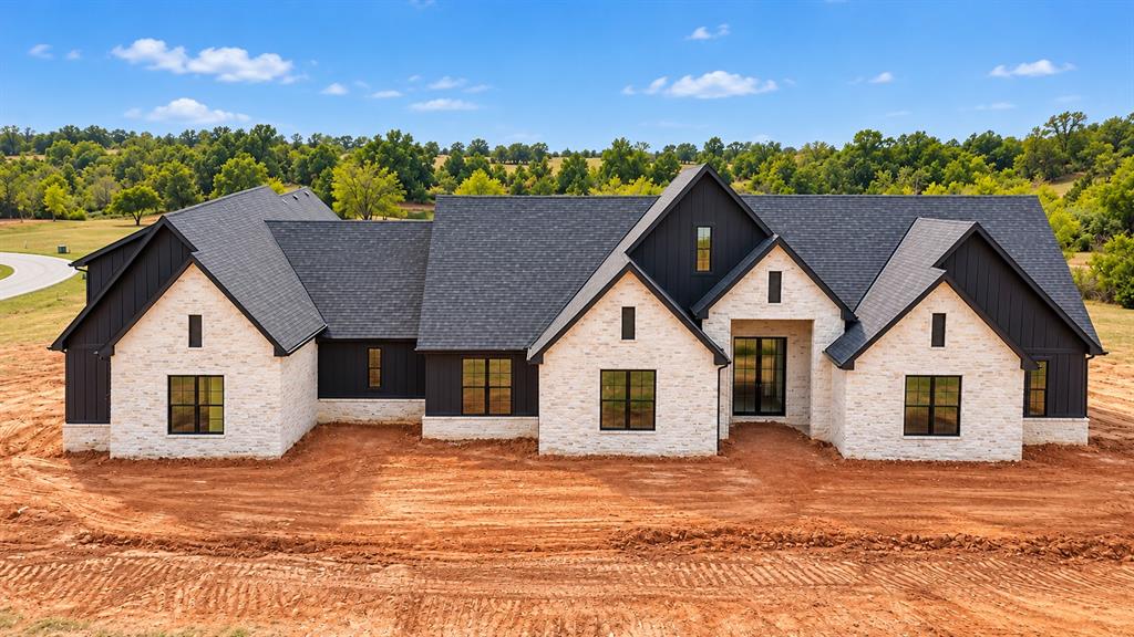 2513 Summit Lake Circle