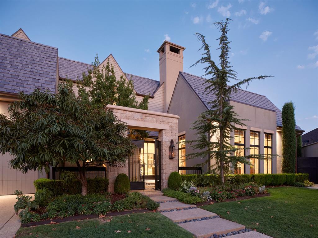 8400 Stonehurst Court