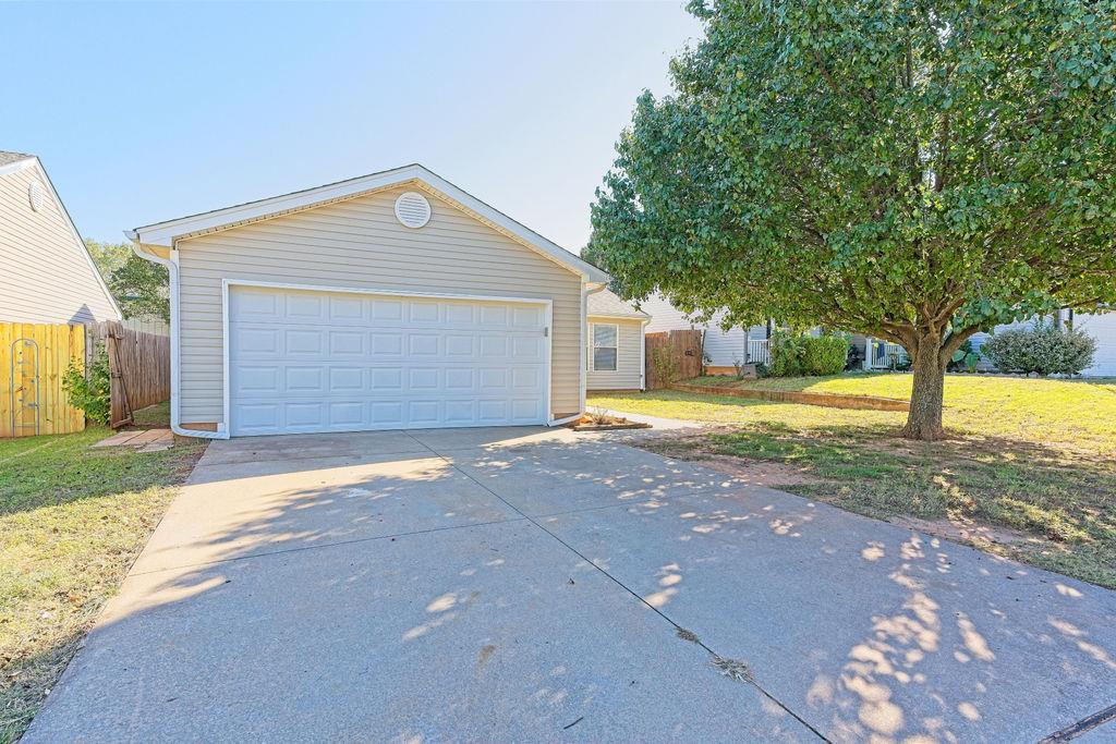 2421 Hunting Horse Trail