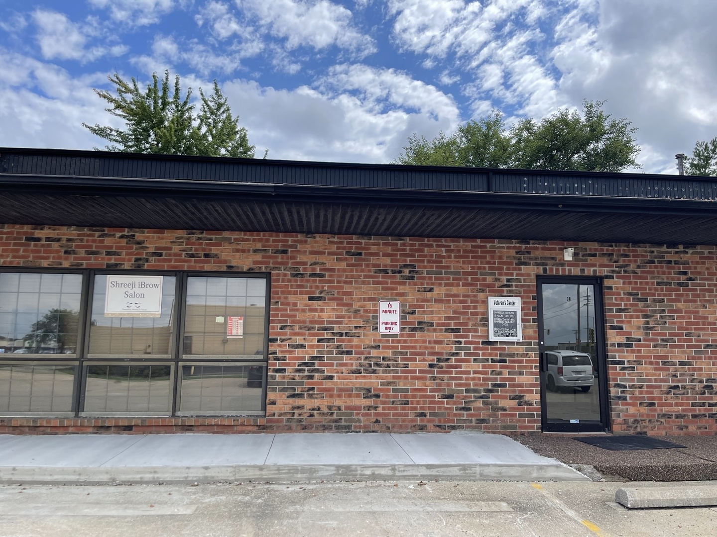 1319 Veterans Parkway Unit: 3-B102
