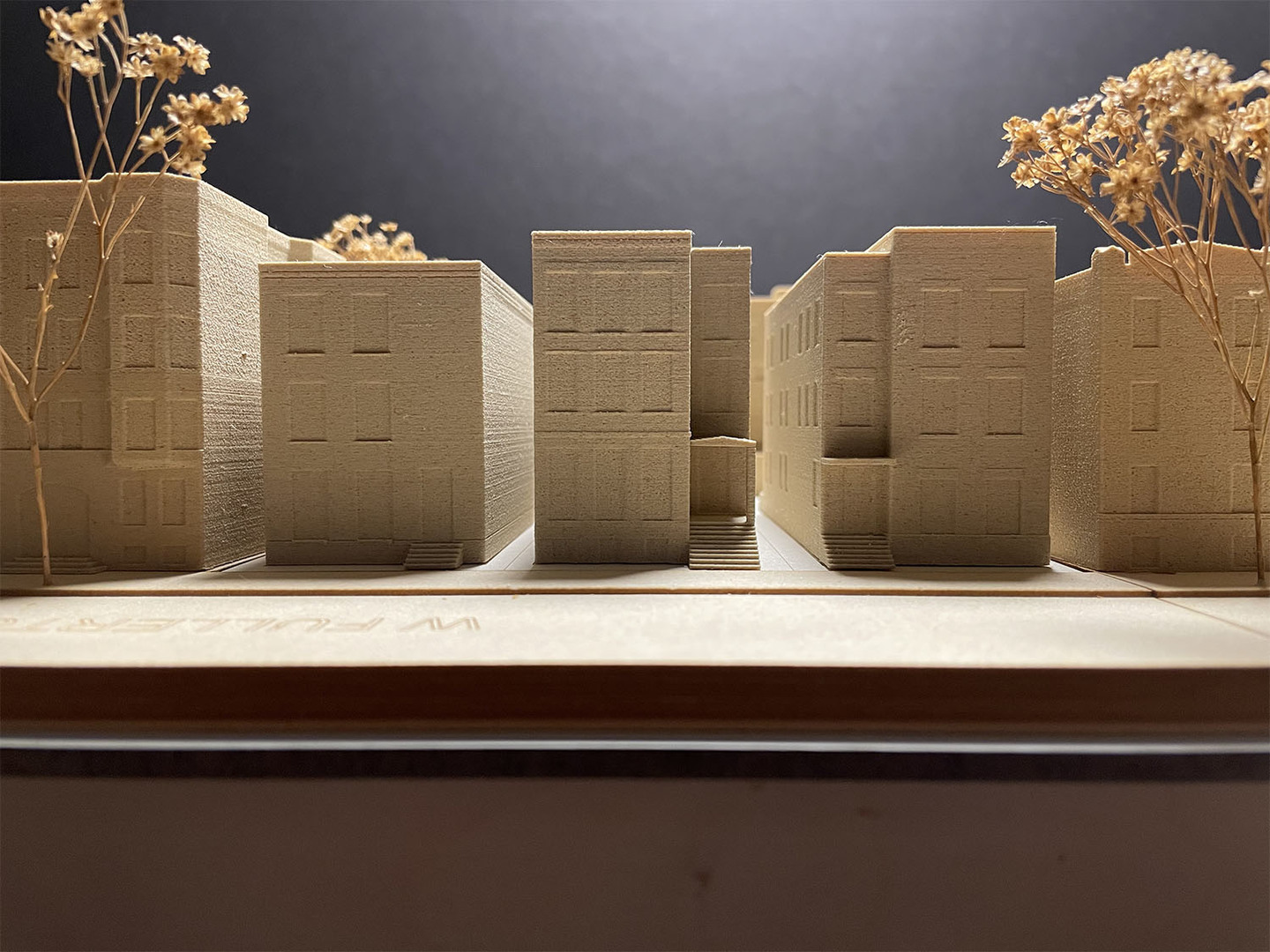 511-519 W Fullerton Parkway