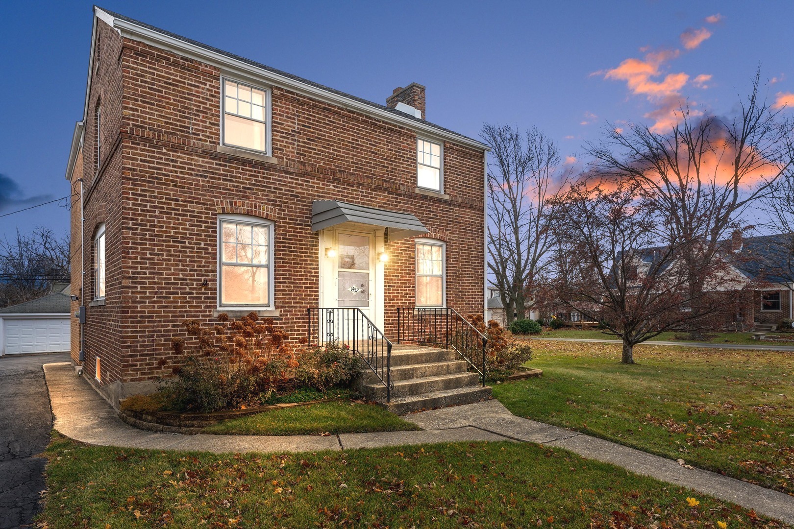 1457 S Wolf Road | LW Reedy Real Estate | Chicagoland Real Estate