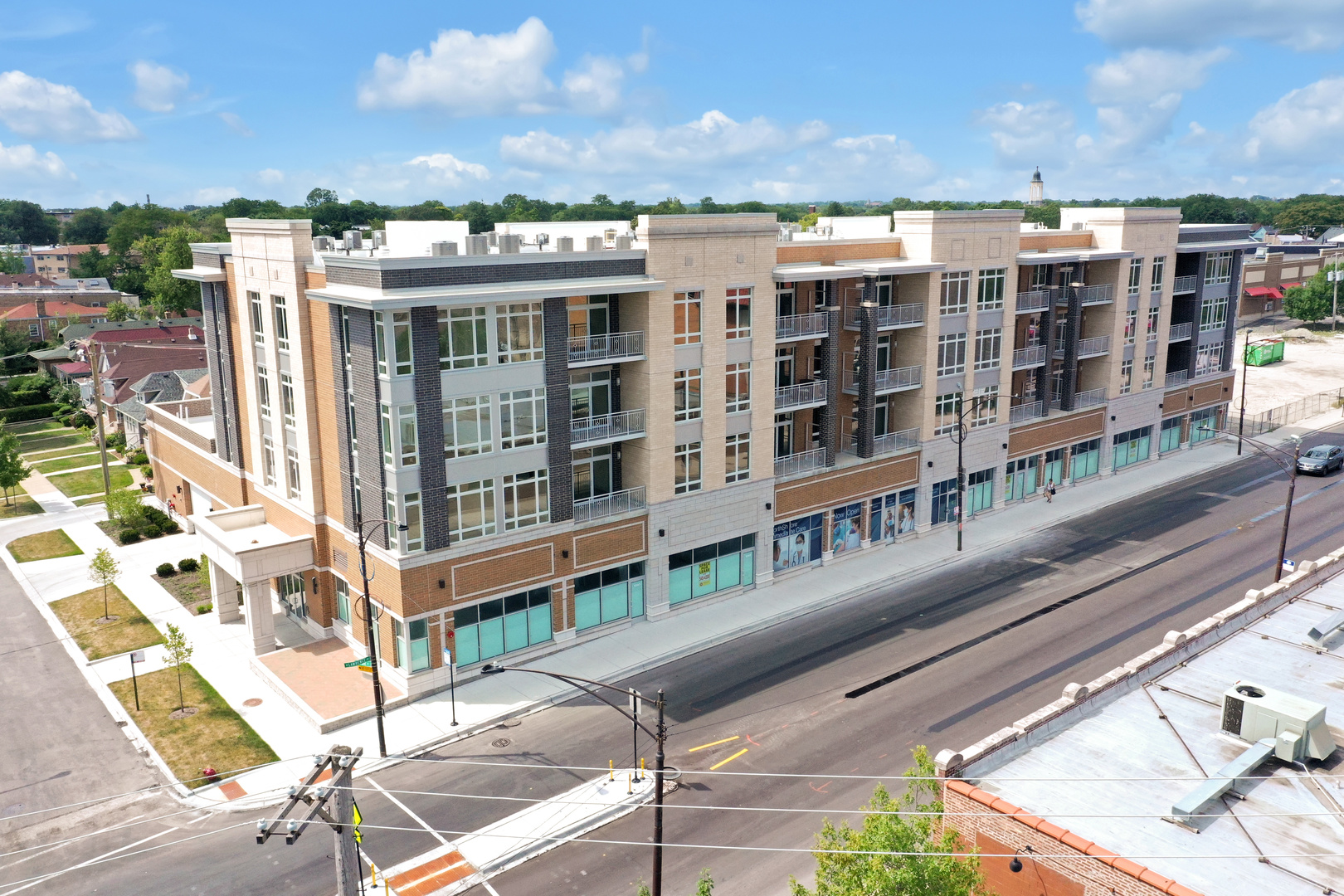 4758 N Laramie Avenue Unit: 406