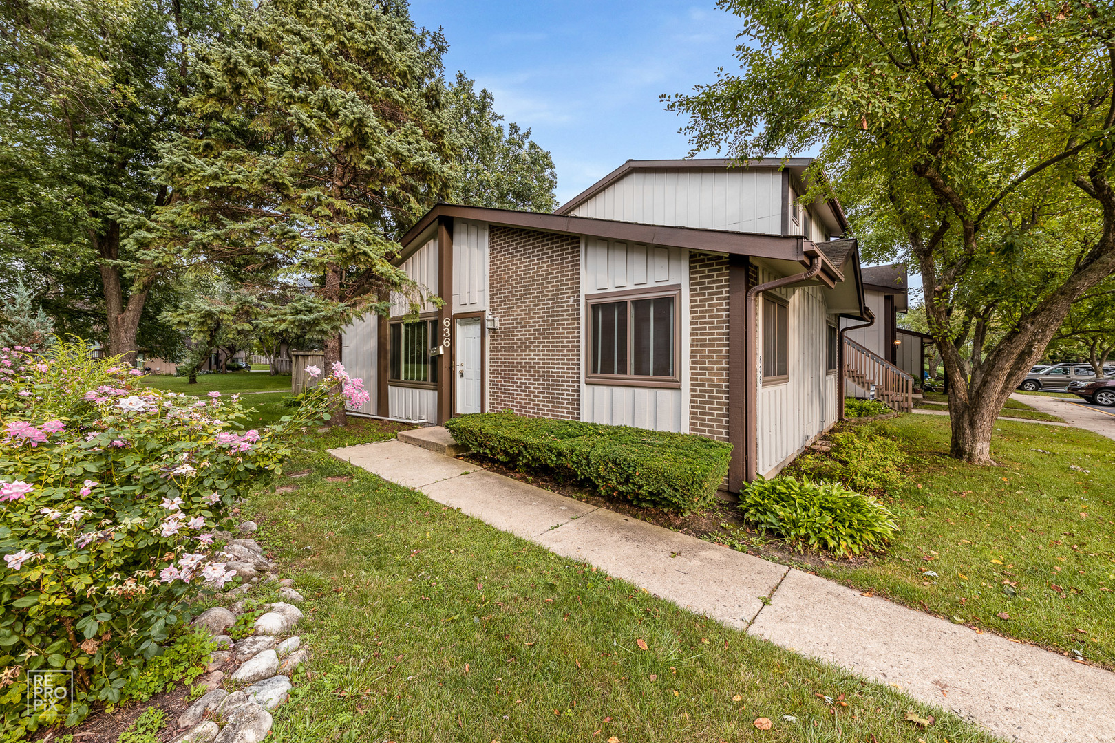 636 Forum Drive