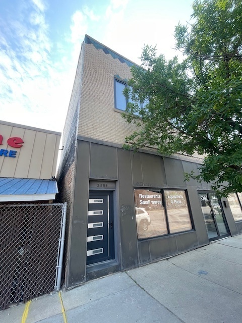 5209 N Milwaukee Avenue Unit: 2