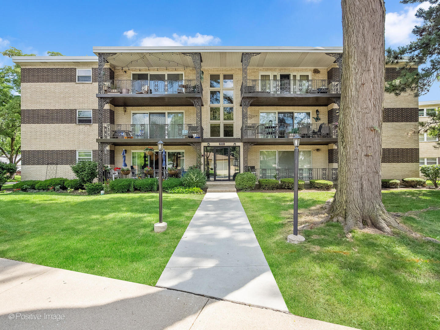 901 S 8th Avenue Unit: 11