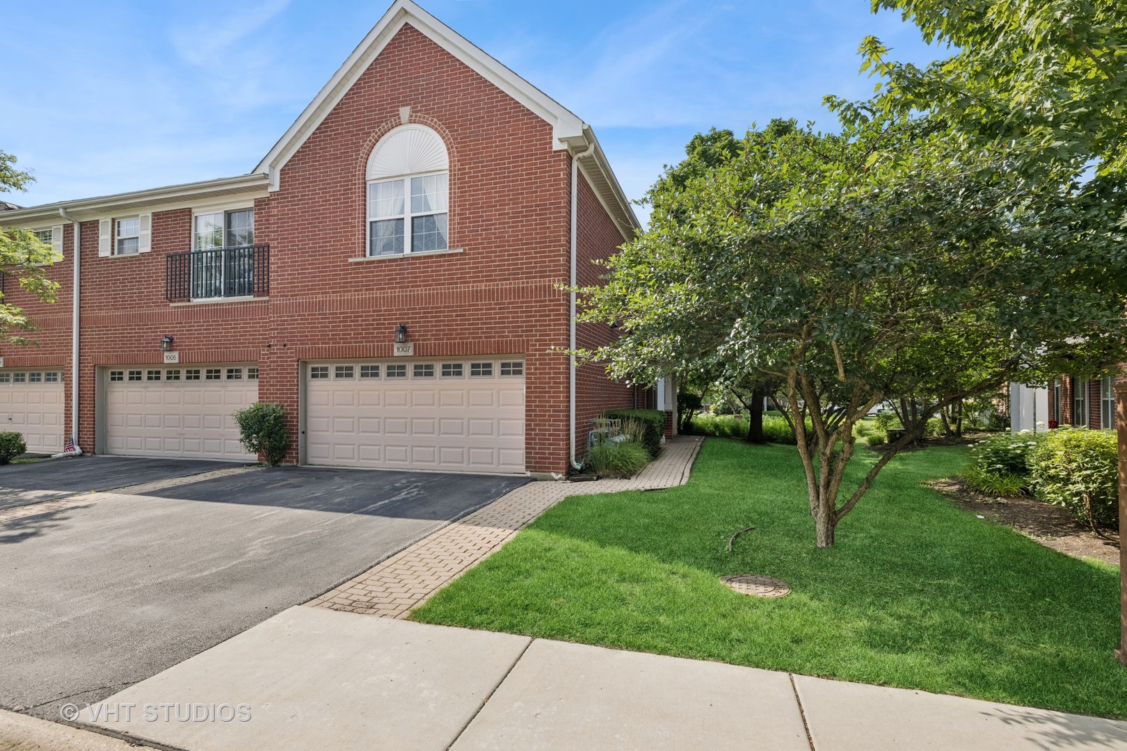 1007 Enfield Drive Unit: 1007