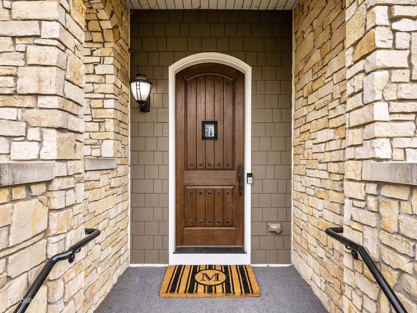 63 W Kennedy Lane