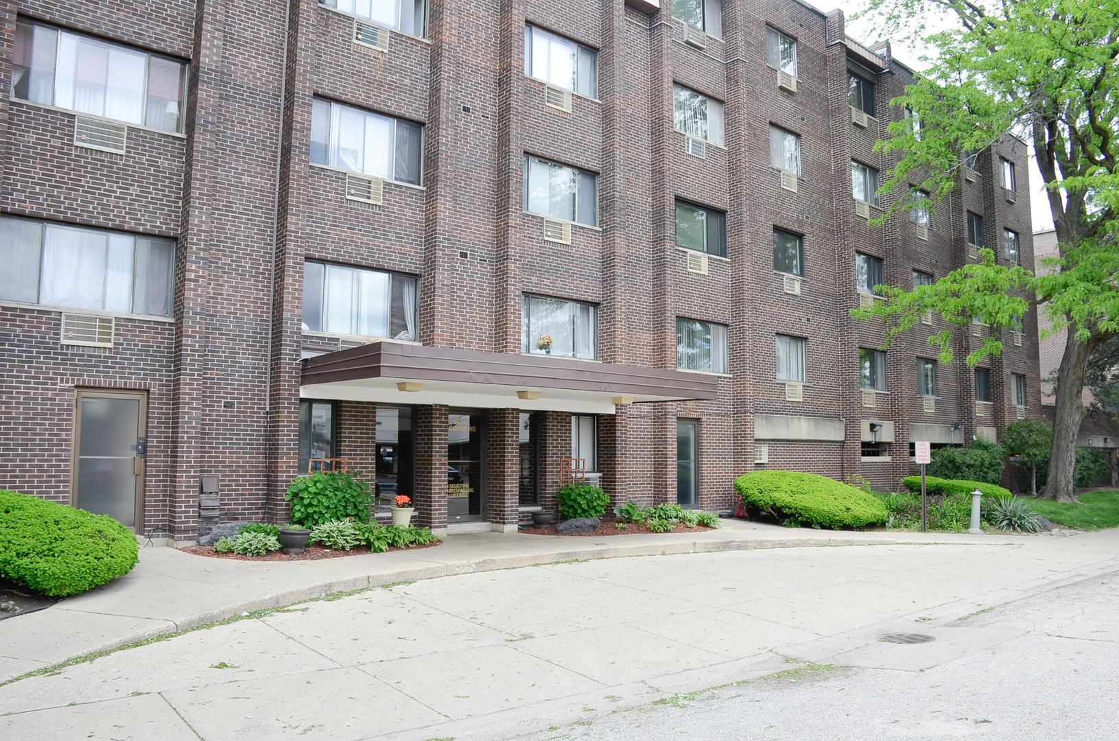 4624 N Commons Drive Unit: 306E