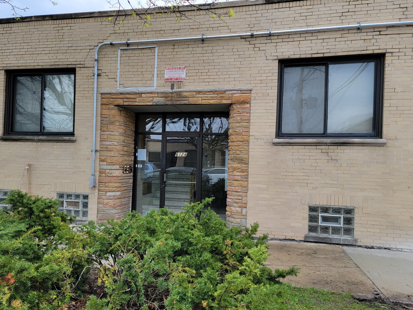 6124 N Milwaukee Avenue Unit: 9