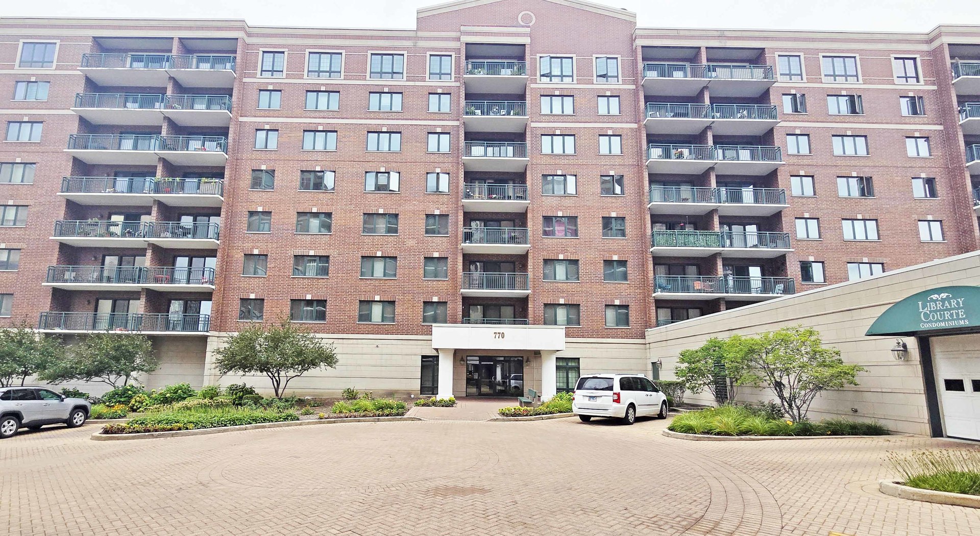 770 Pearson Street Unit: 303