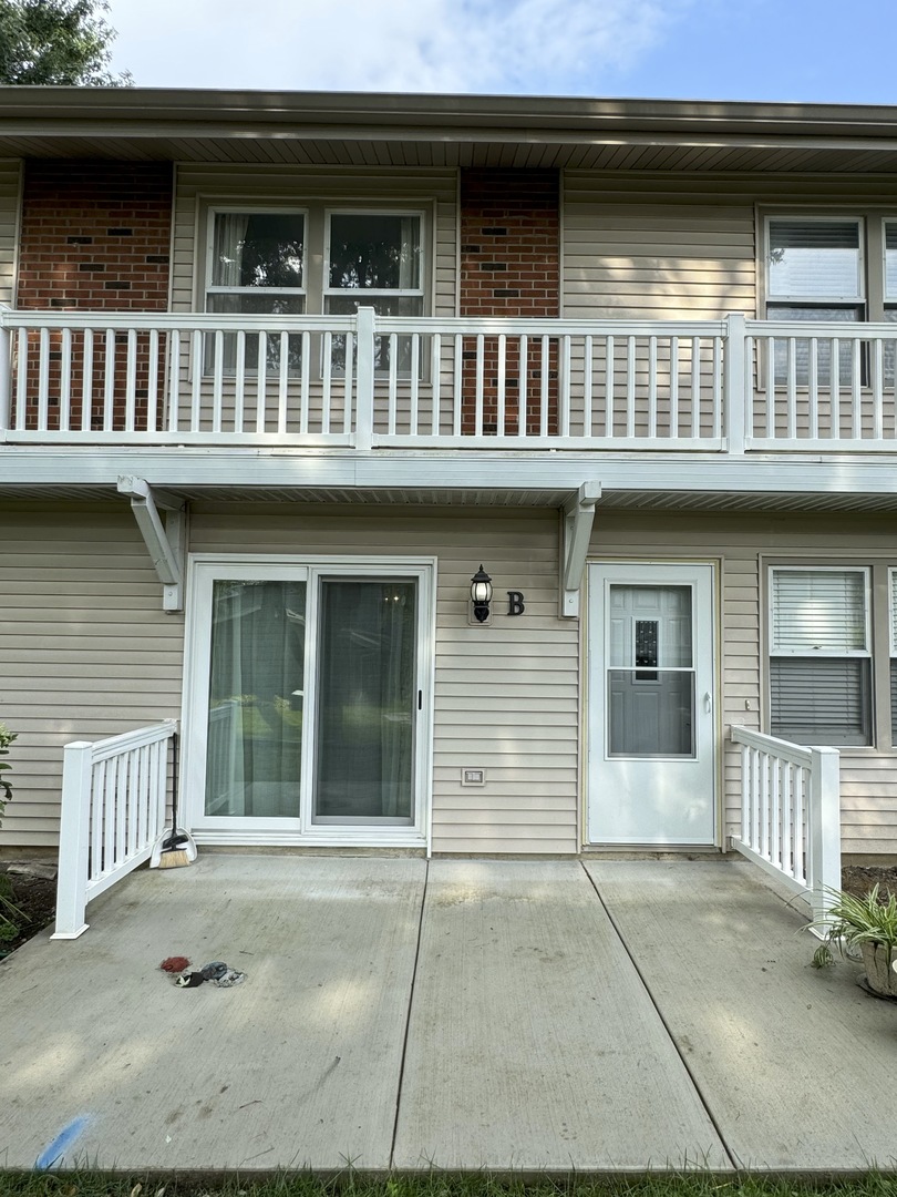 327 Georgetown Court Unit: B
