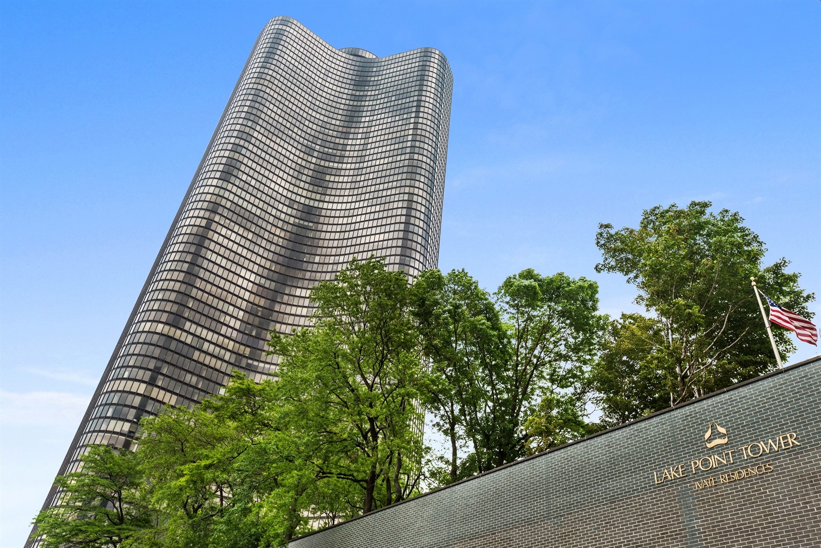 505 N LAKE SHORE Drive Unit: 507