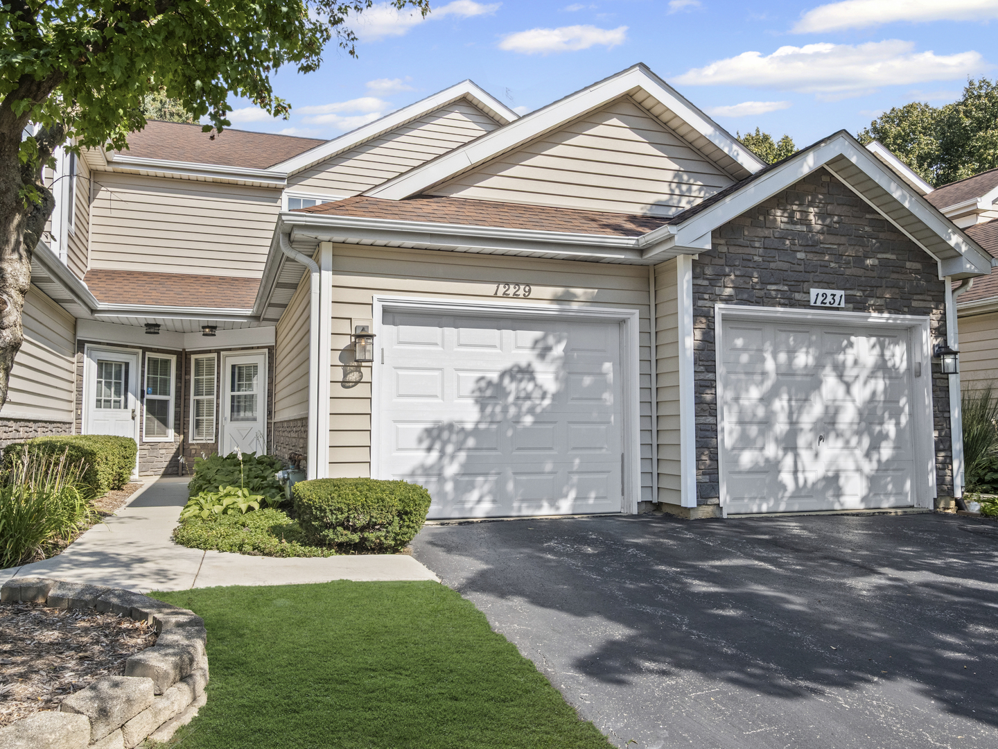 1229 Cranbrook Drive