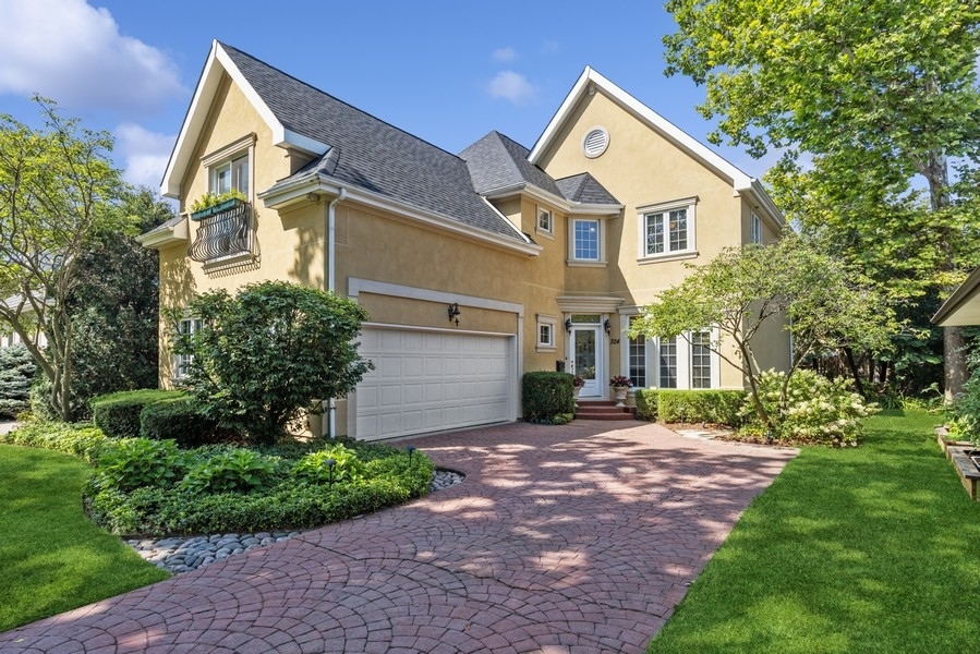 324 N County Line Road