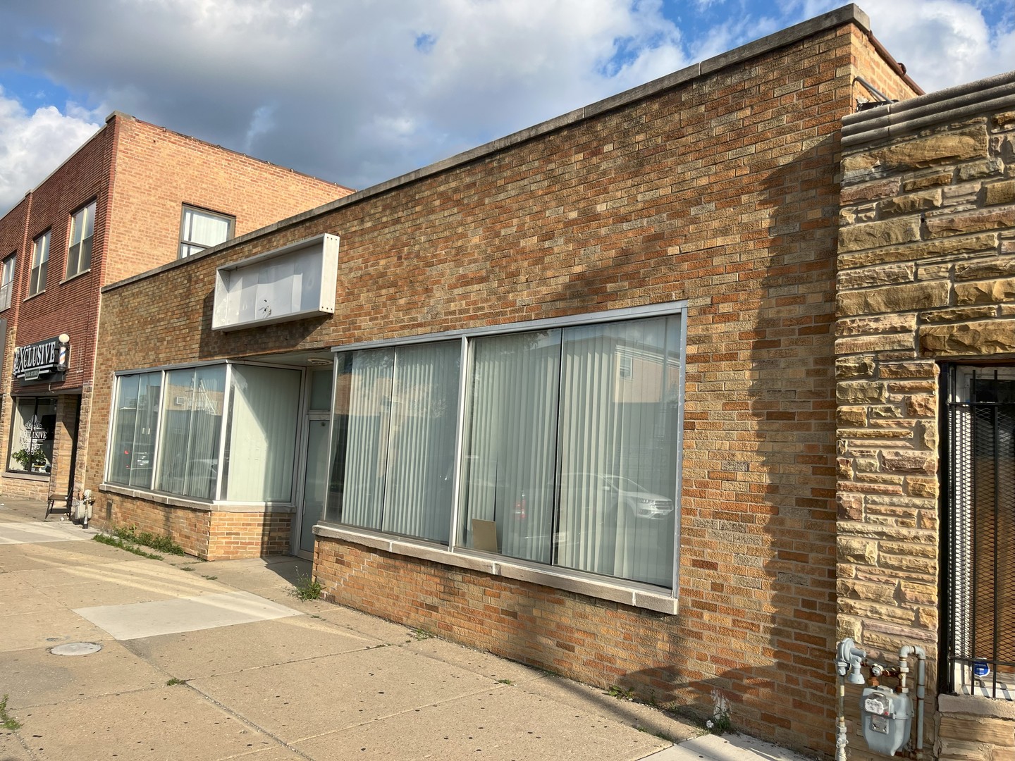 5245 W Diversey Avenue
