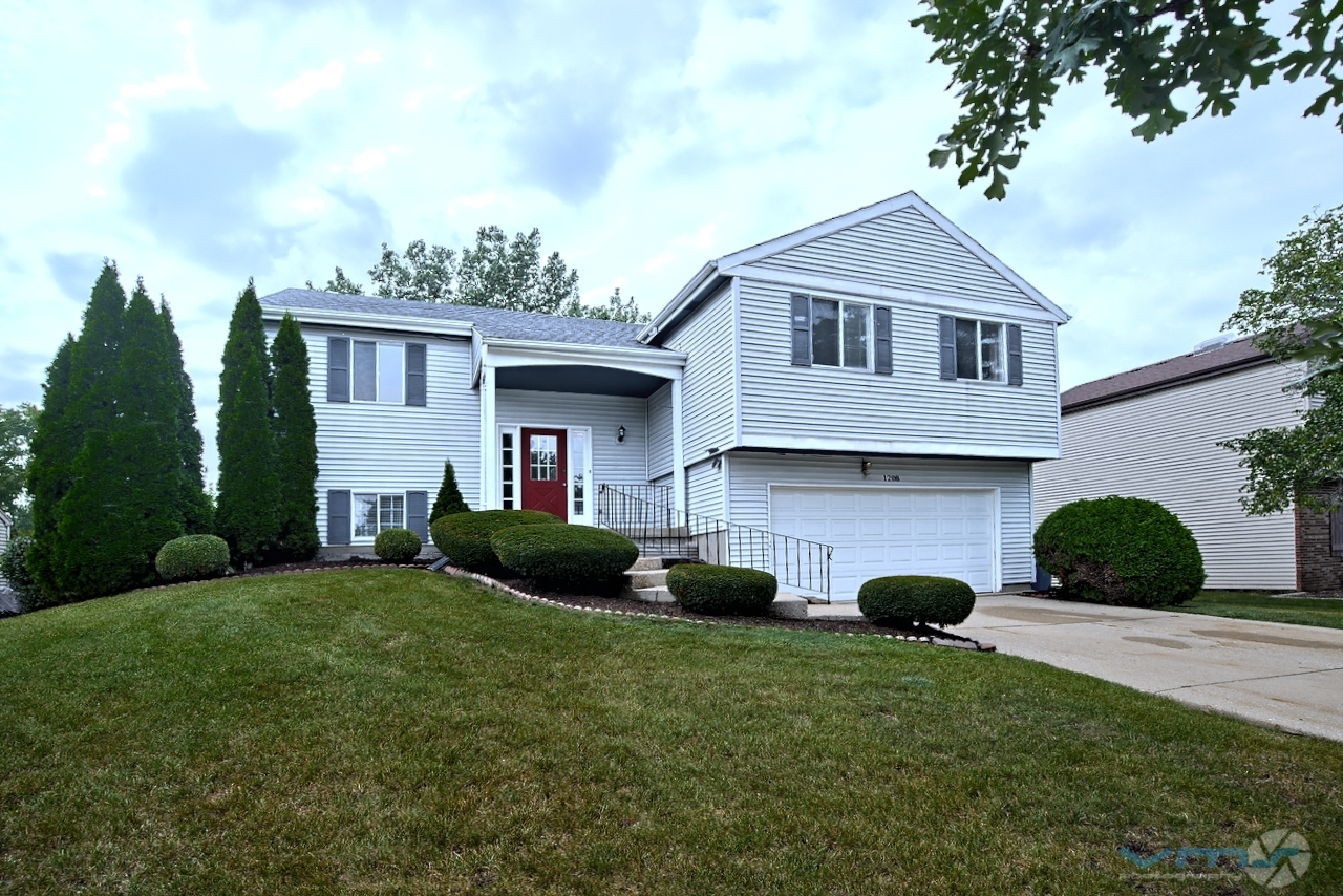 1208 Dogwood Lane