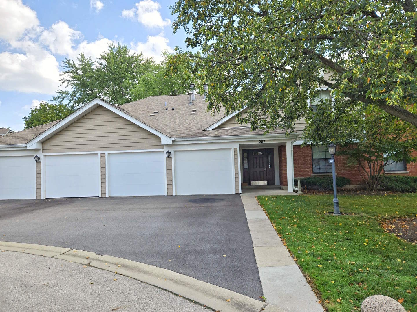 287 Pembridge Lane Unit: B2