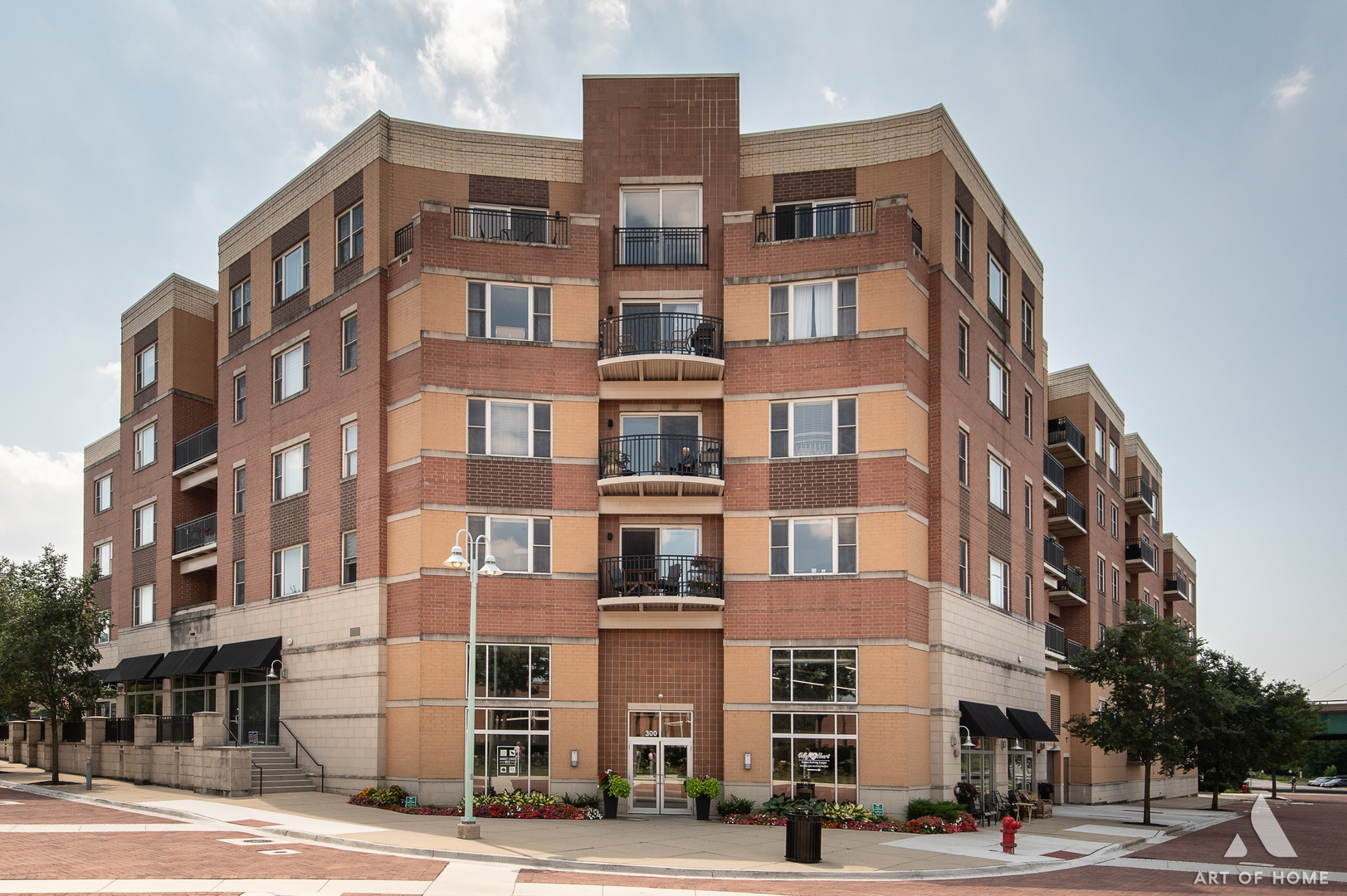 300 Village Circle Unit: 314