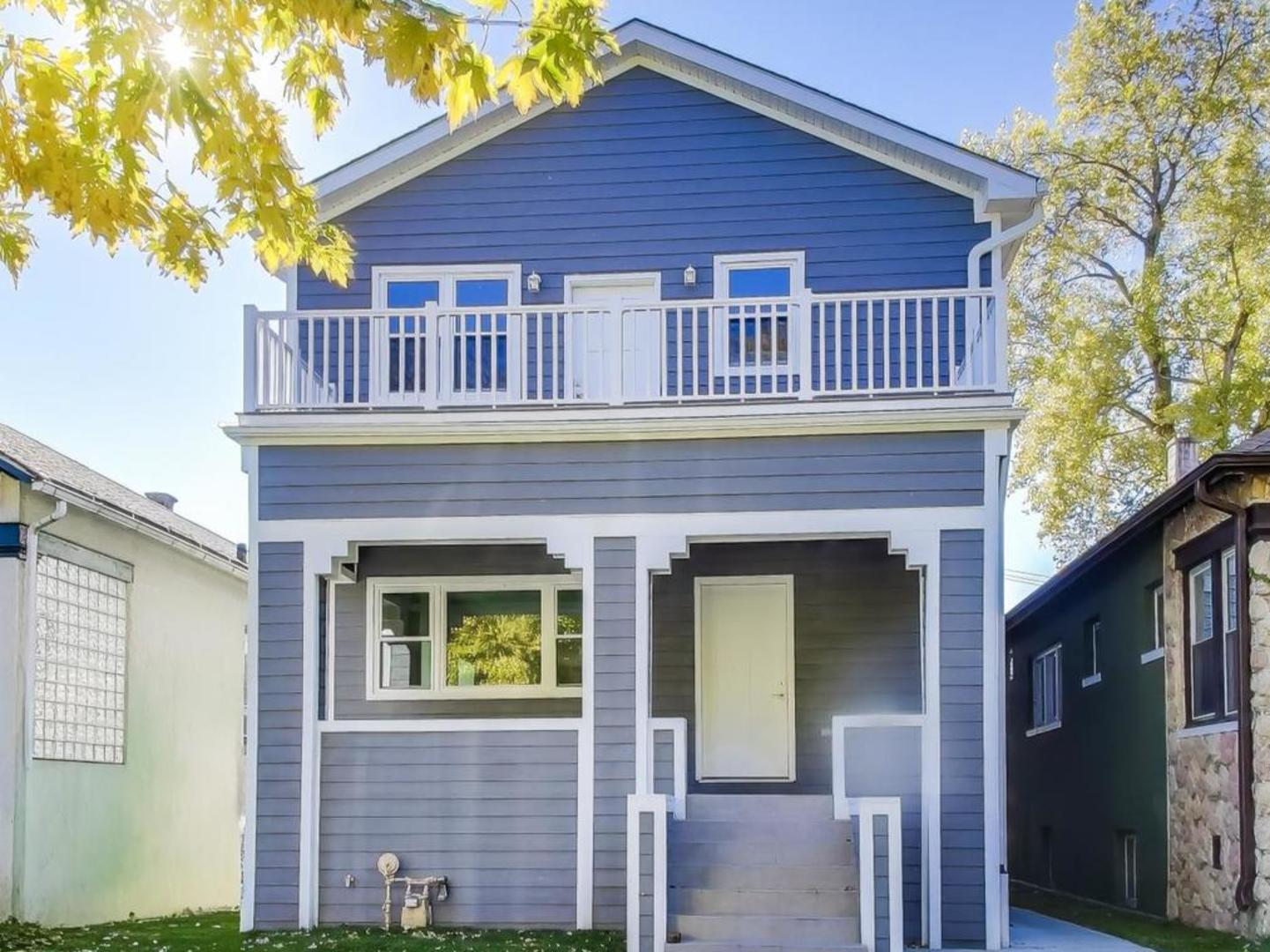 1721 W Arthur Avenue