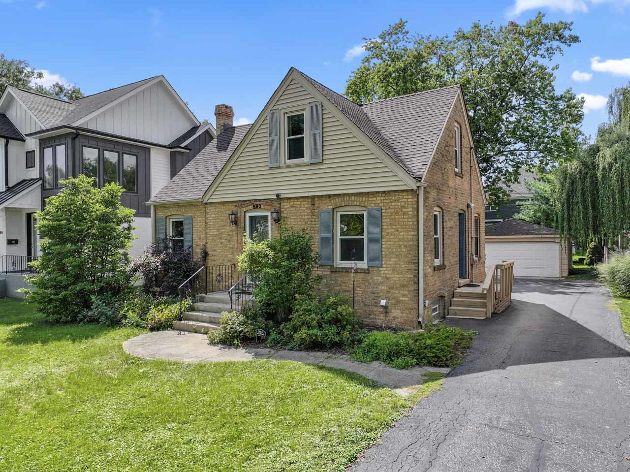 980 S Spring Road