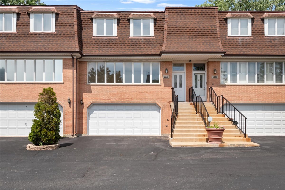 5332 Fairview Lane