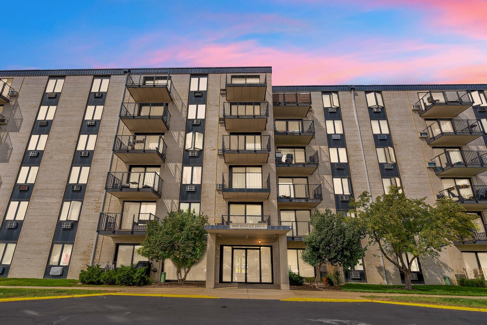 9098 W Terrace Drive Unit: 6N