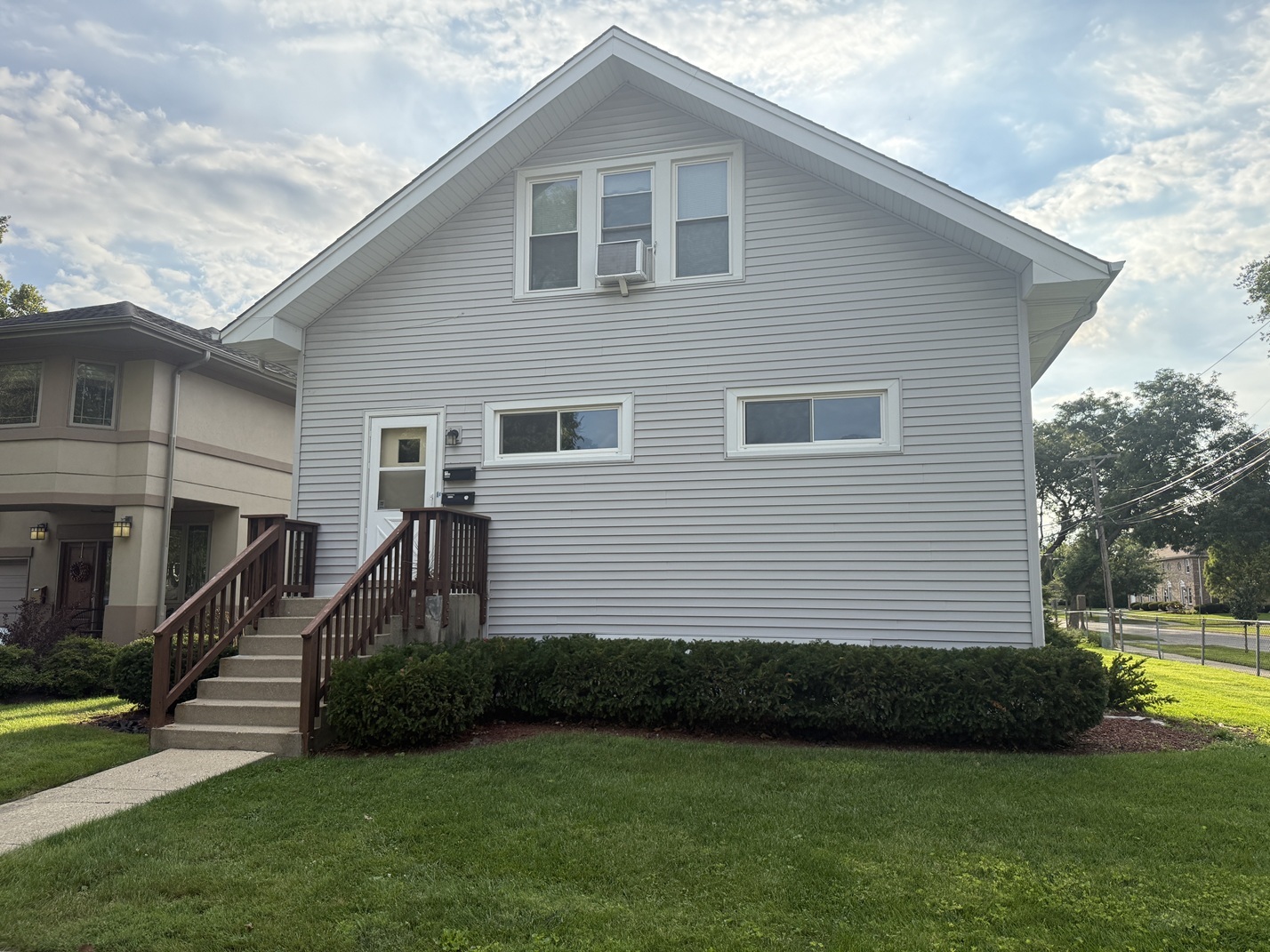 544 S Arlington Avenue Unit: 1