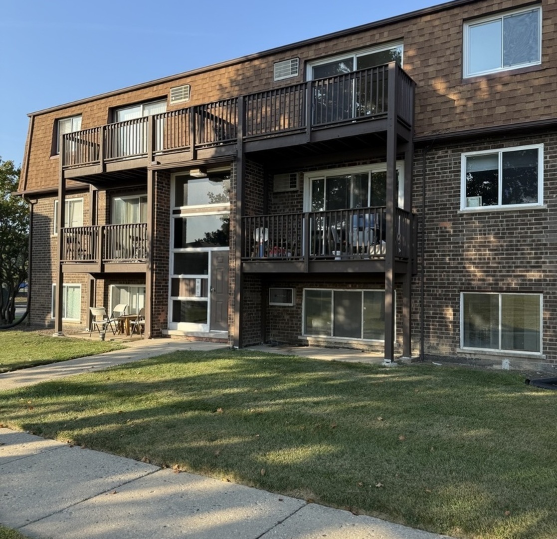 115 Boardwalk Street Unit: 2E