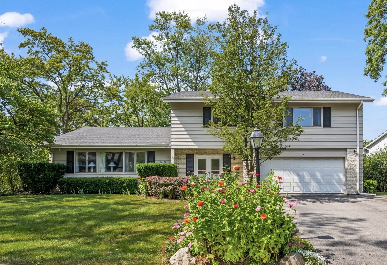 1746 Ellendale Drive