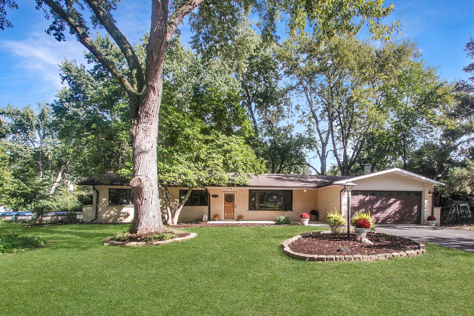 1623 Indian Hill Drive