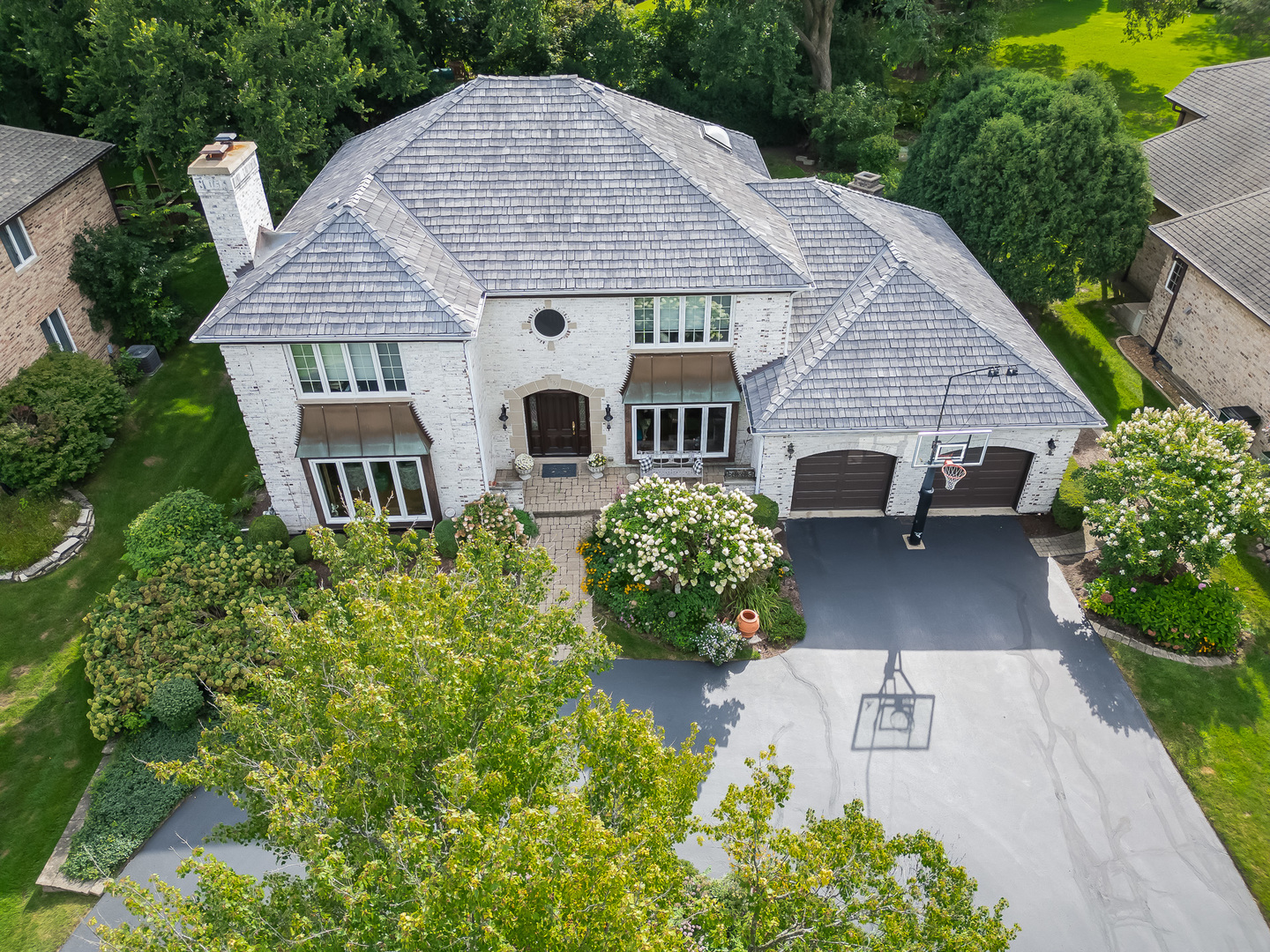 7537 Ridgewood Lane