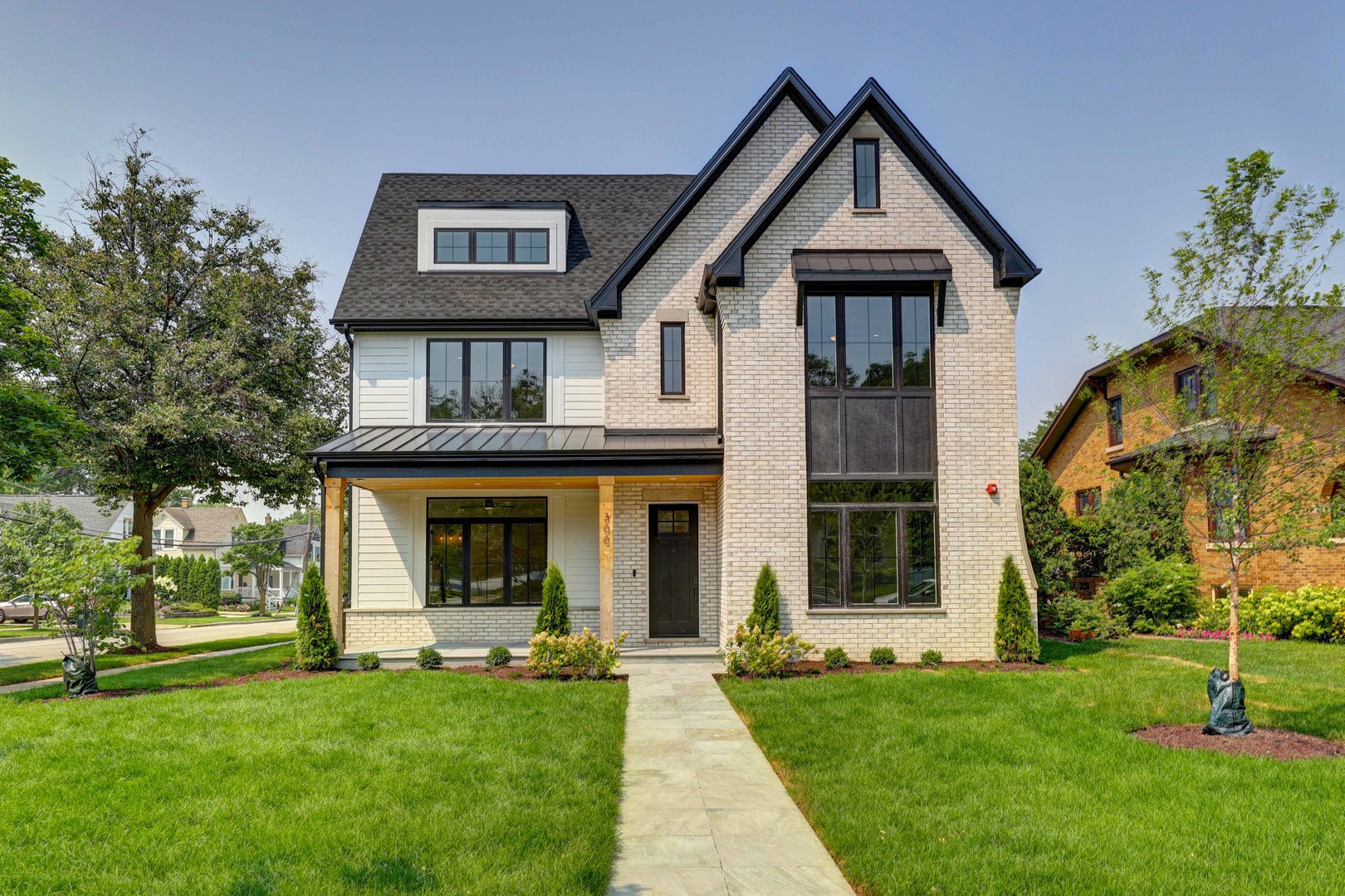 300 Meacham Avenue