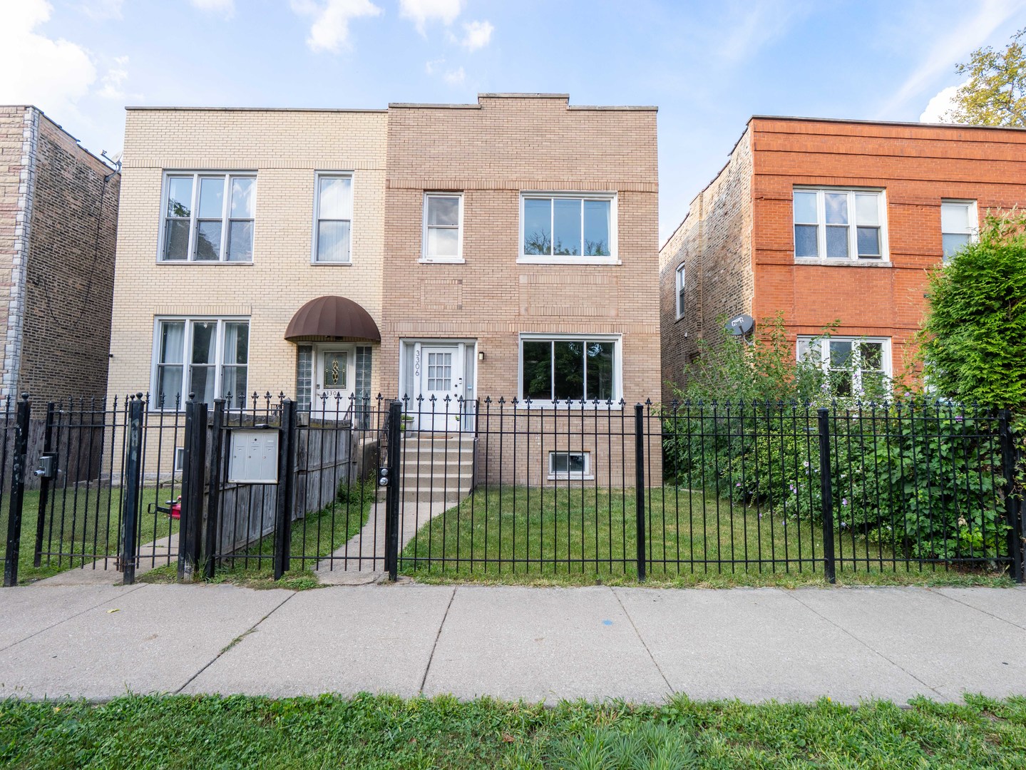 3306 W Le Moyne Street