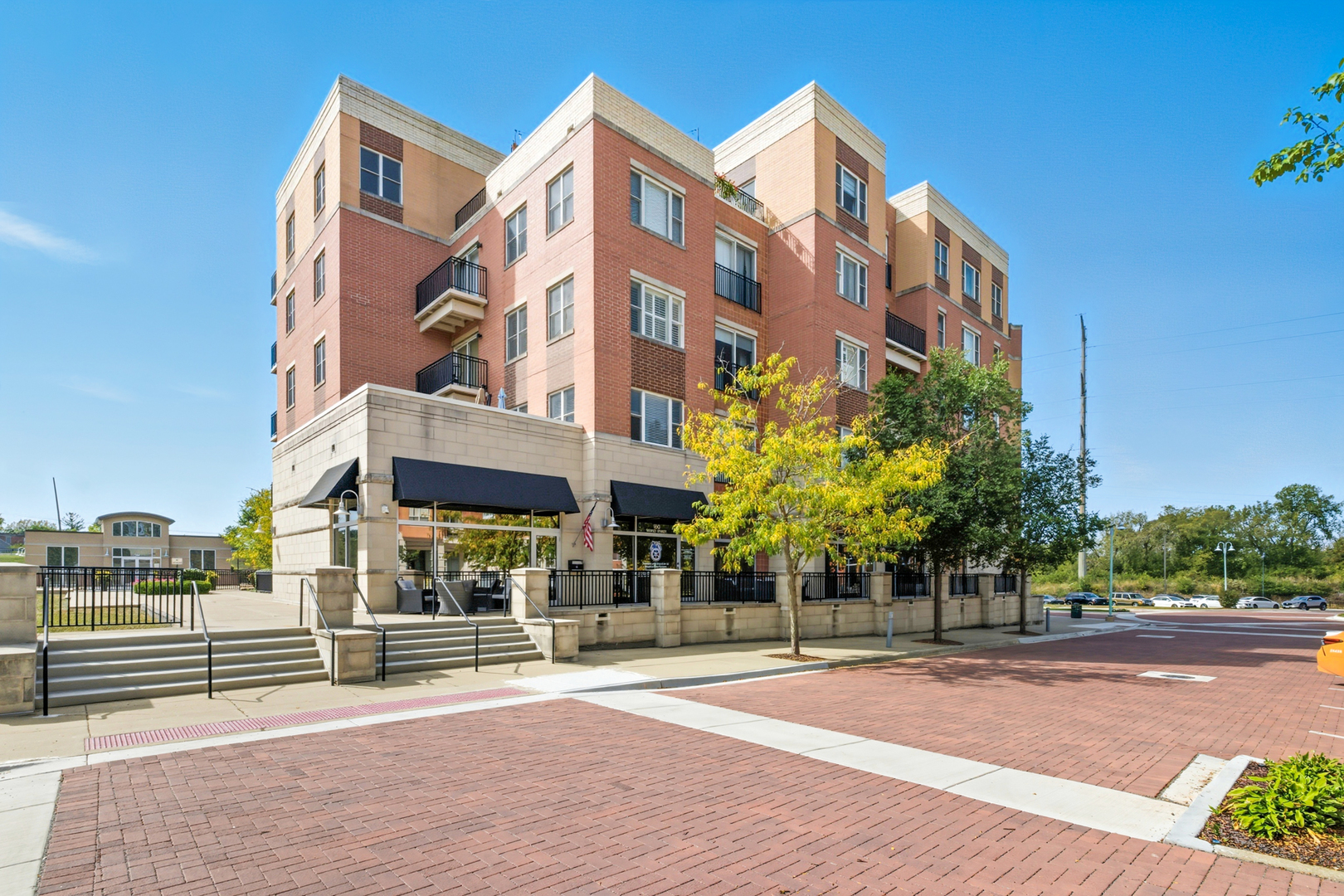 300 Village Circle Unit: 203