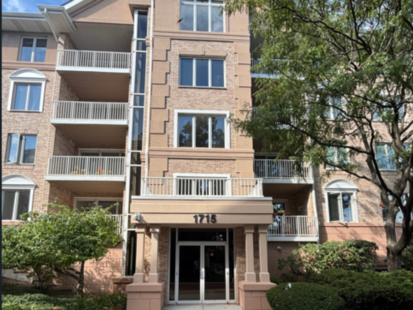 1715 Pavilion Way Unit: 205