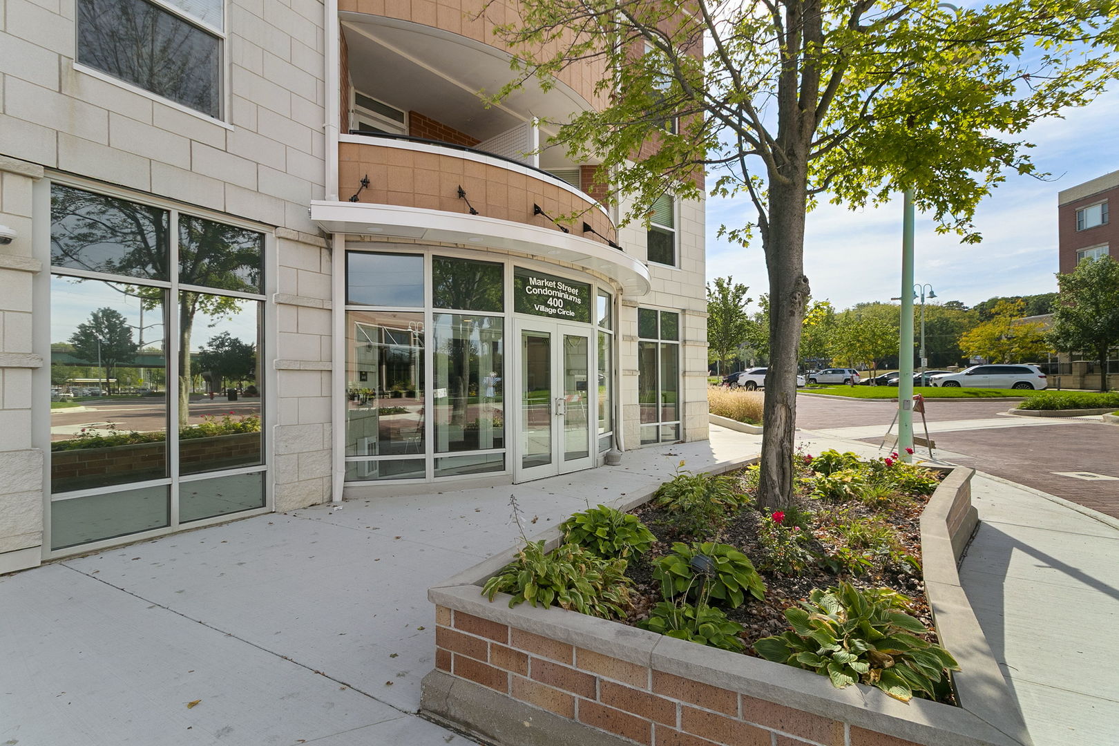 400 Village Circle Unit: 109