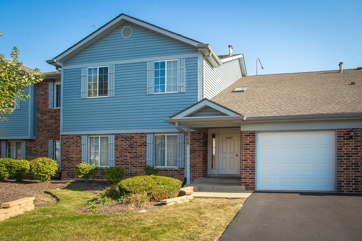 1509 Commodore Court Unit: 8