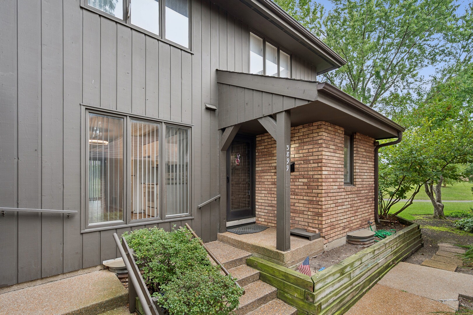 3899 Mission Hills Road