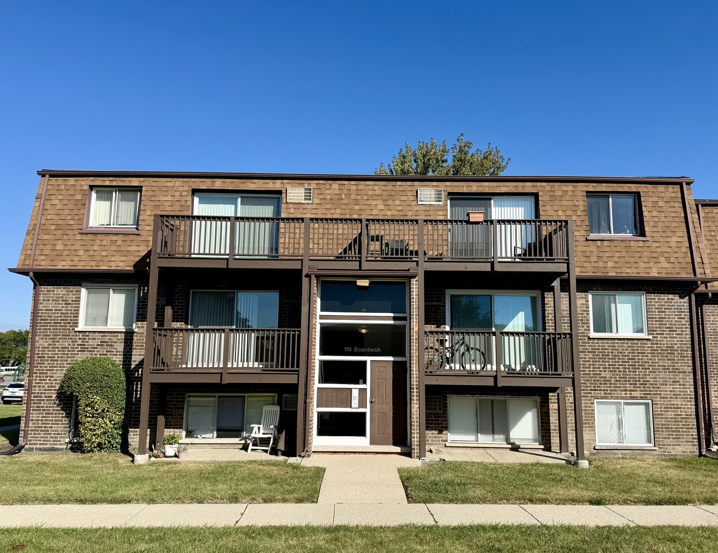 119 Boardwalk Street Unit: 1W
