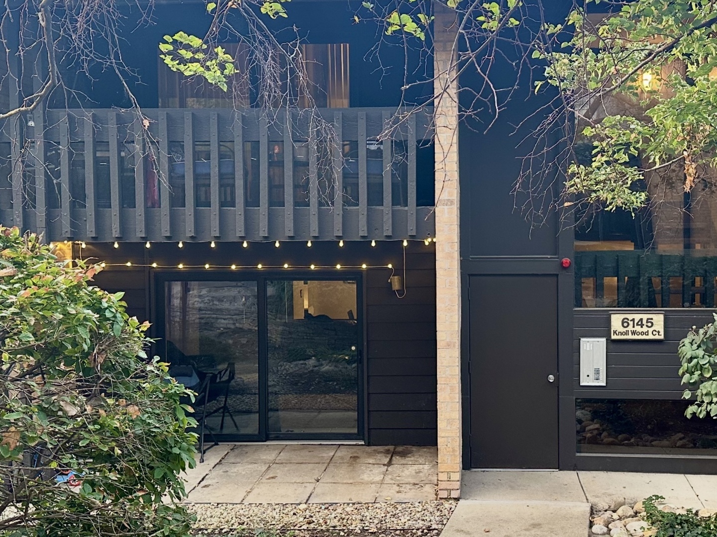 6145 KNOLLWOOD Court Unit: 101
