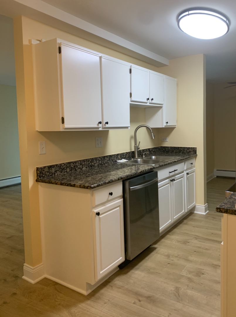 1813 Hemlock Place Unit: 107