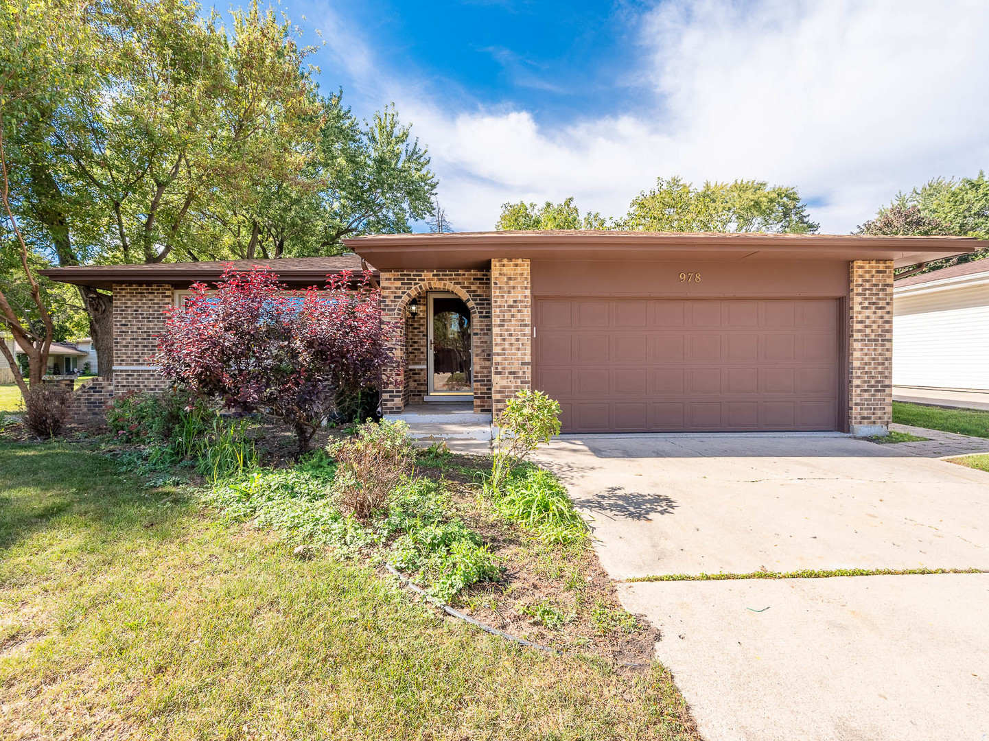 978 Sycamore Lane