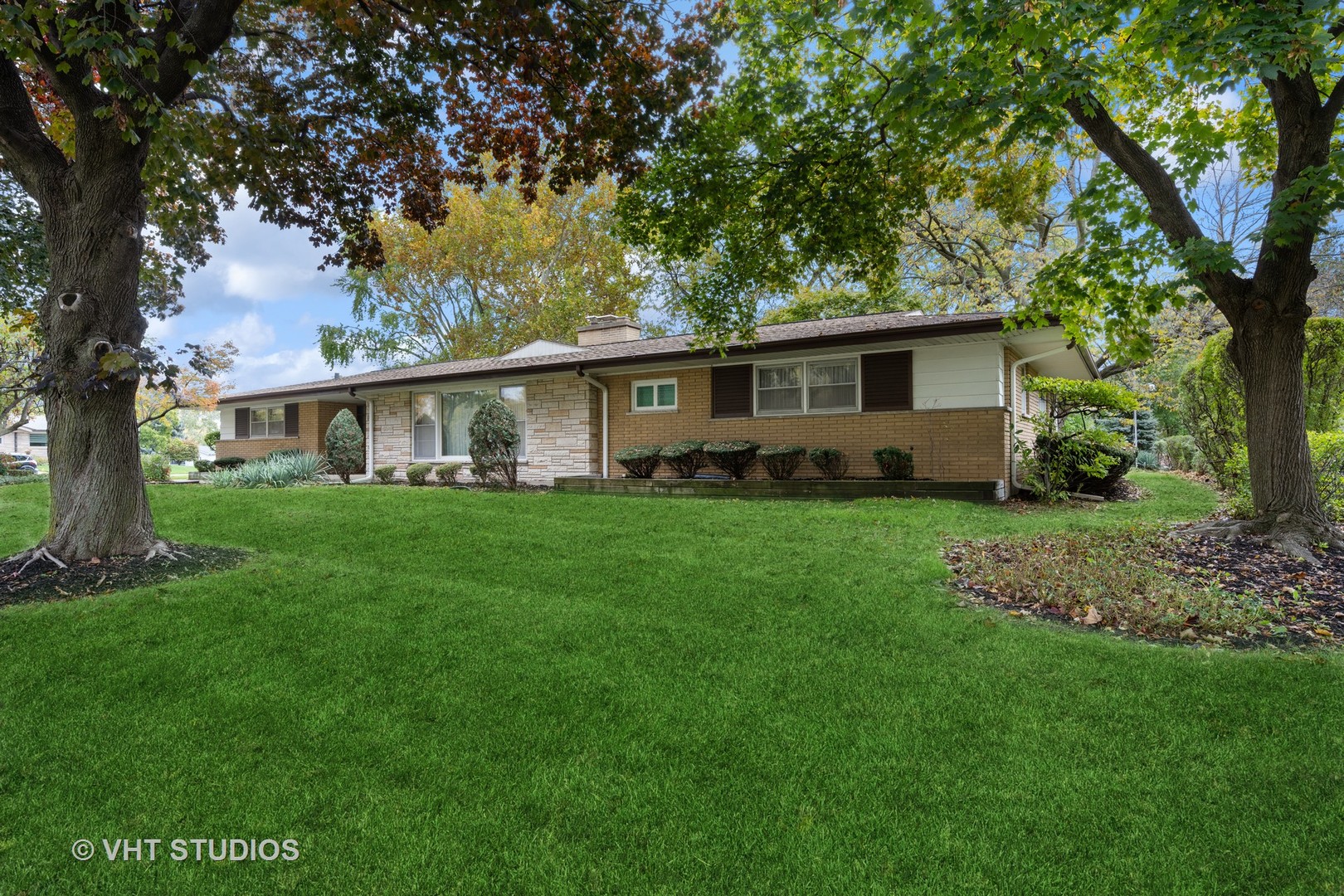 301 S Arlington Heights Road