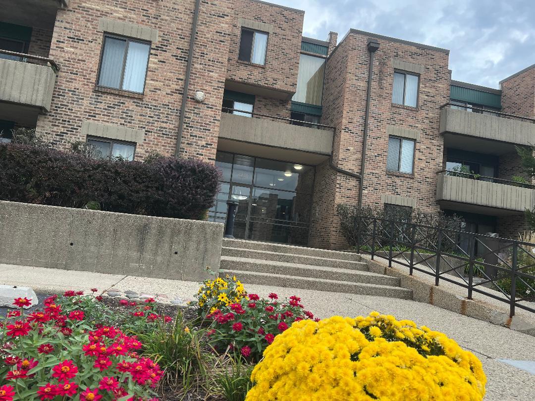 1931 PRAIRIE Square NW Unit: 330