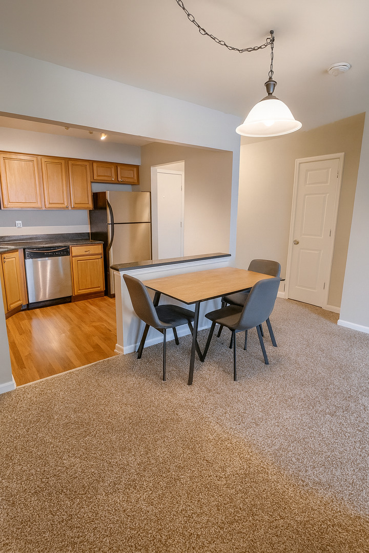1100 N Plum Grove Road Unit: 313
