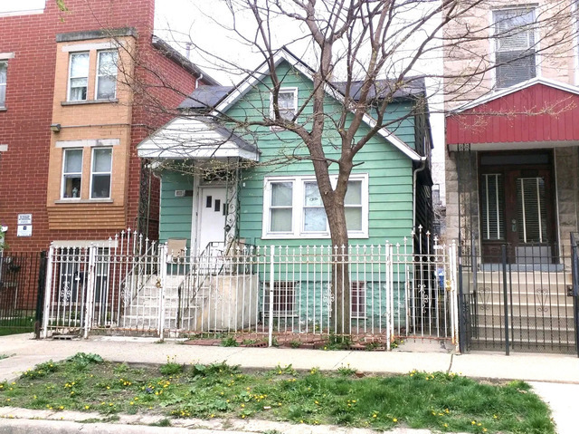 1415 N Maplewood Avenue