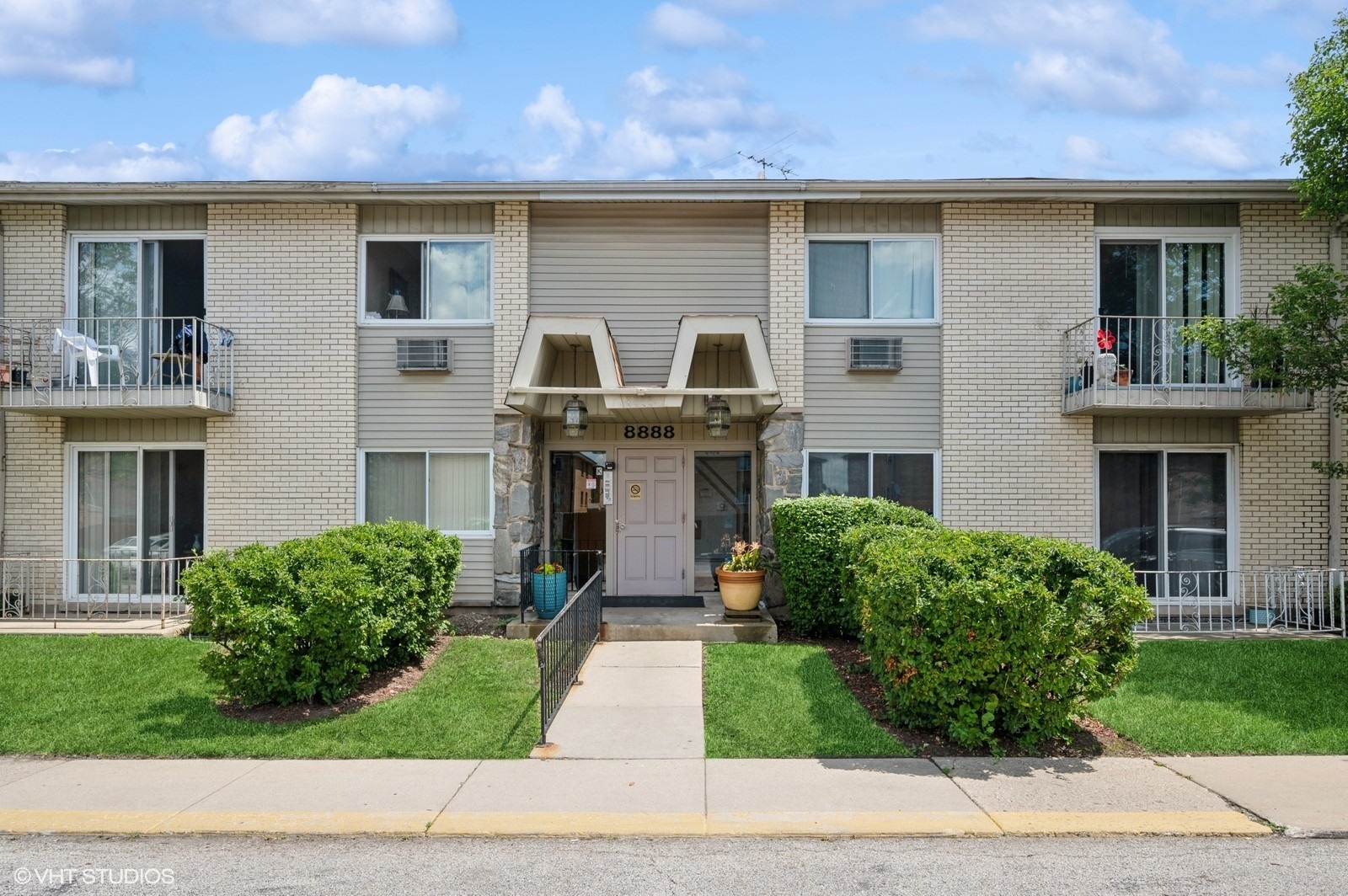8888 Steven Drive Unit: 1H